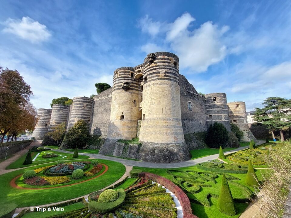 SA401 Chateau Angers © Trip à Vélo