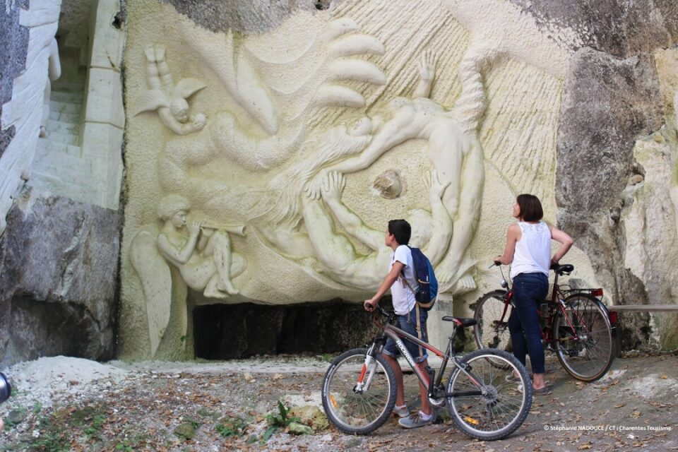 Pierre de Crazanne Crédit photo Charlotte BARRIERE / CT ; Charentes Tourisme